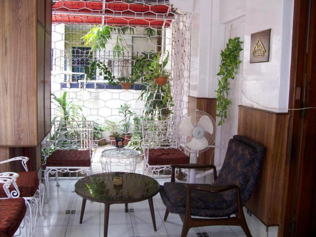 Hotel Blue Chip Calcutta  Esterno foto